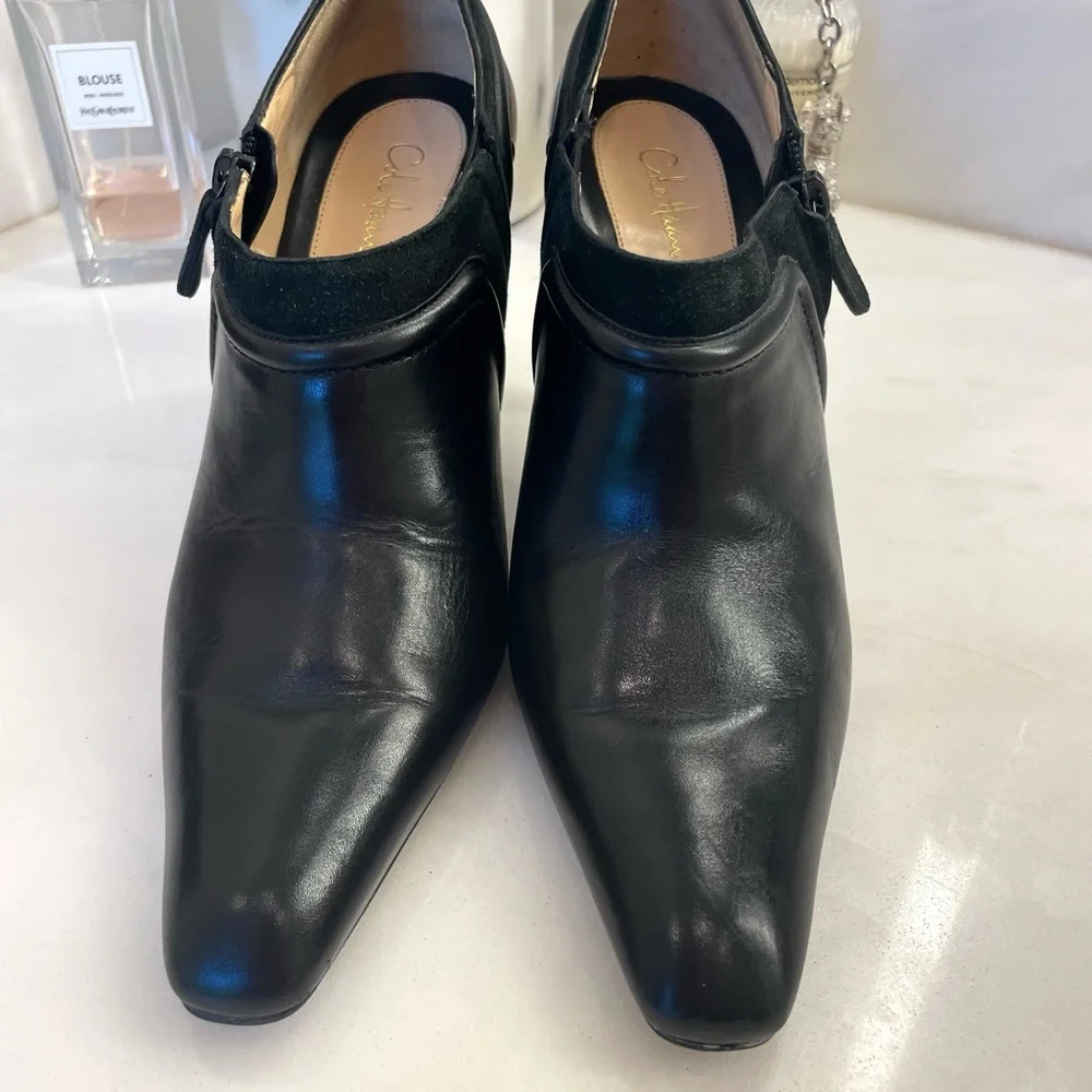 Cole Haan Black Ankle Booties labeled as size 8 but fit as a 7.5 - Picture 3 of 8